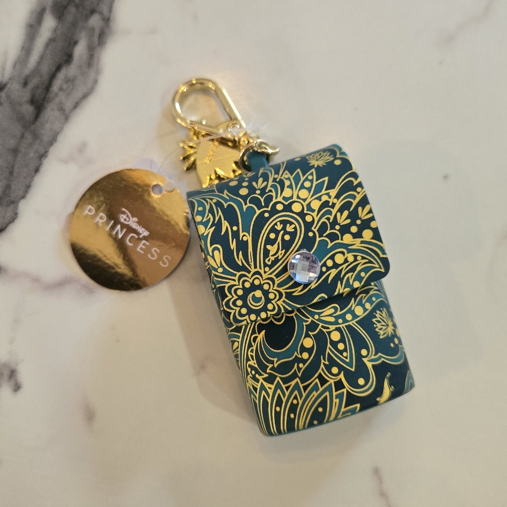 SALE Jasmine Princess Bath & Bodyworks Hand Sanitizer Green & Gold Keychain NWT - Picture 3 of 5